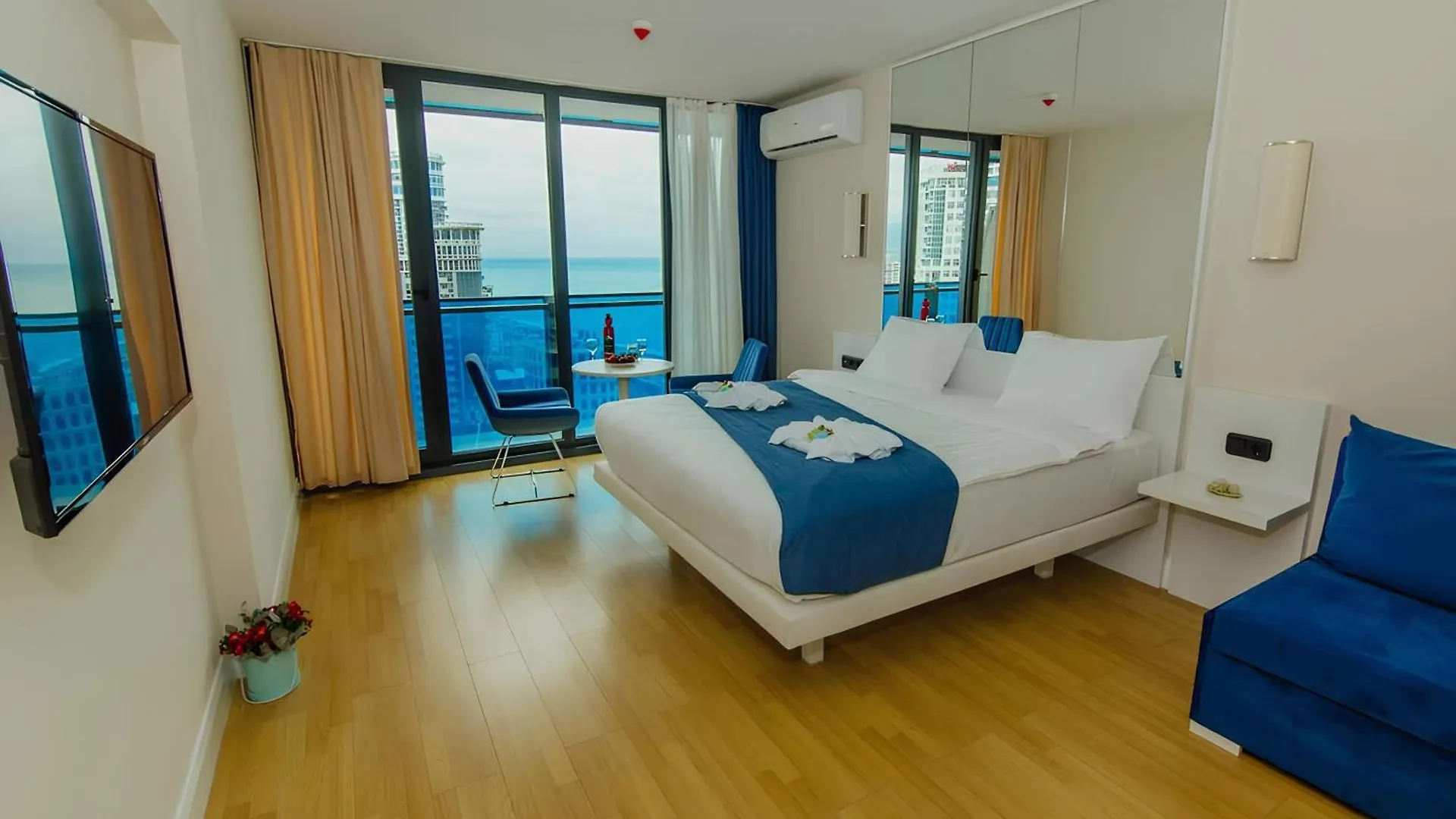 Апартаменты Orbi City Balcony With Sea View Батуми Грузия