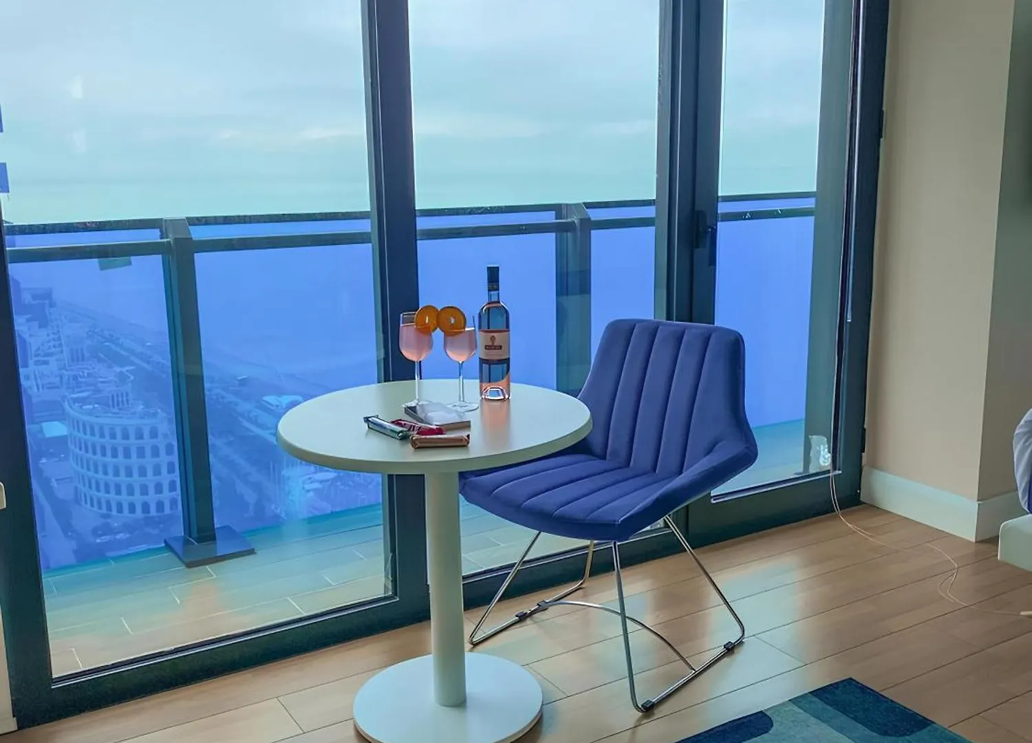Orbi City Balcony With Sea View Batumi 0*,